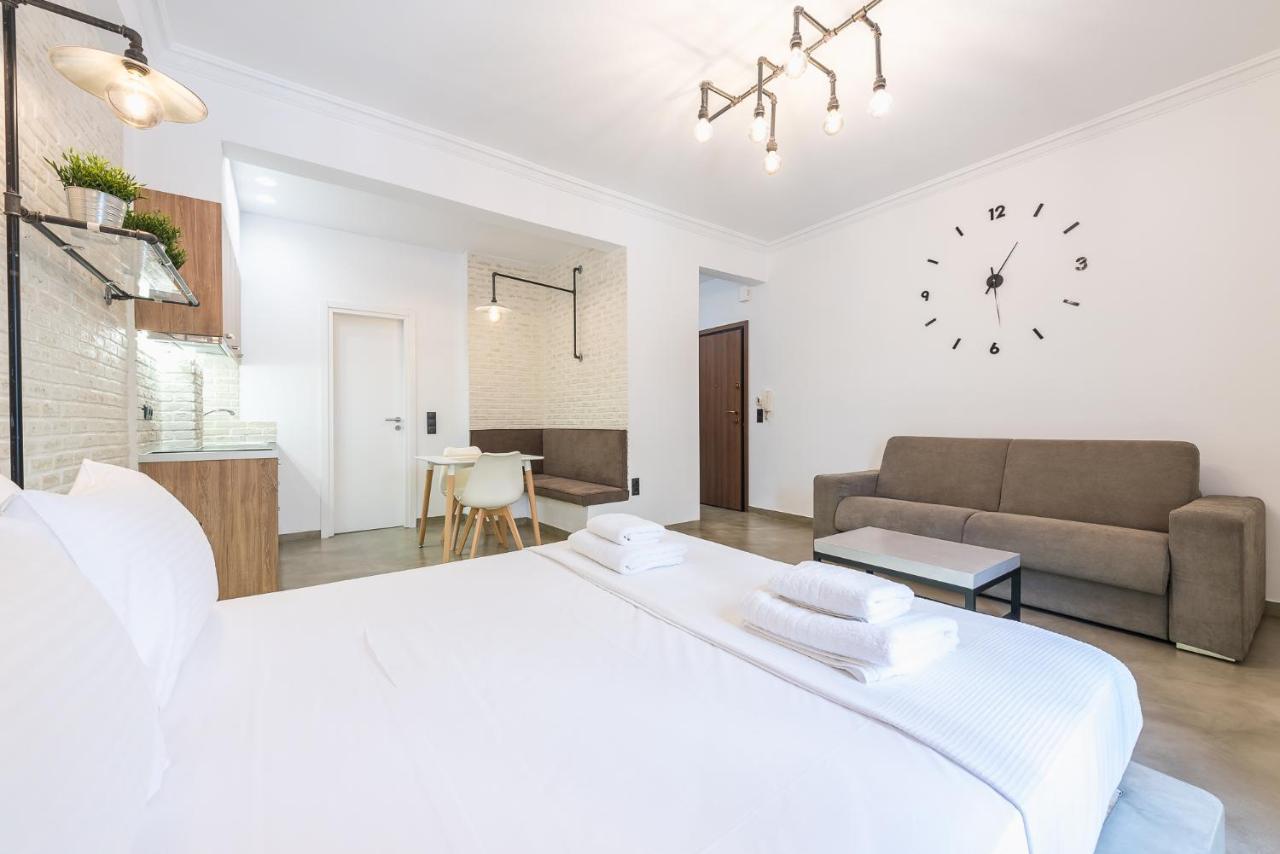 Stylish 1Br Apartment In The Heart Of Koukaki Атина Екстериор снимка